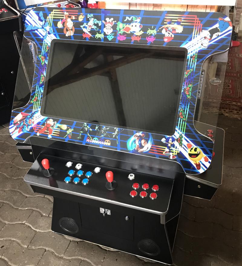 Arcade Gamer Table